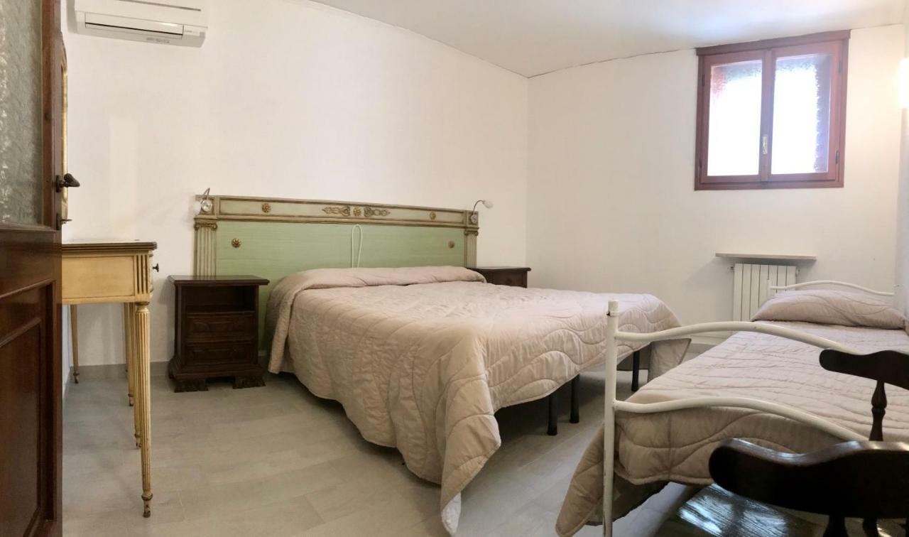 Casa Beretta Appartement Garda  Buitenkant foto